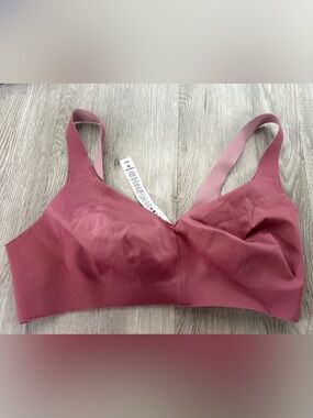 Lululemon seamless bra